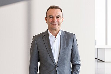Portrait of Markus Glaser-Gallion, CEO of Leadec.